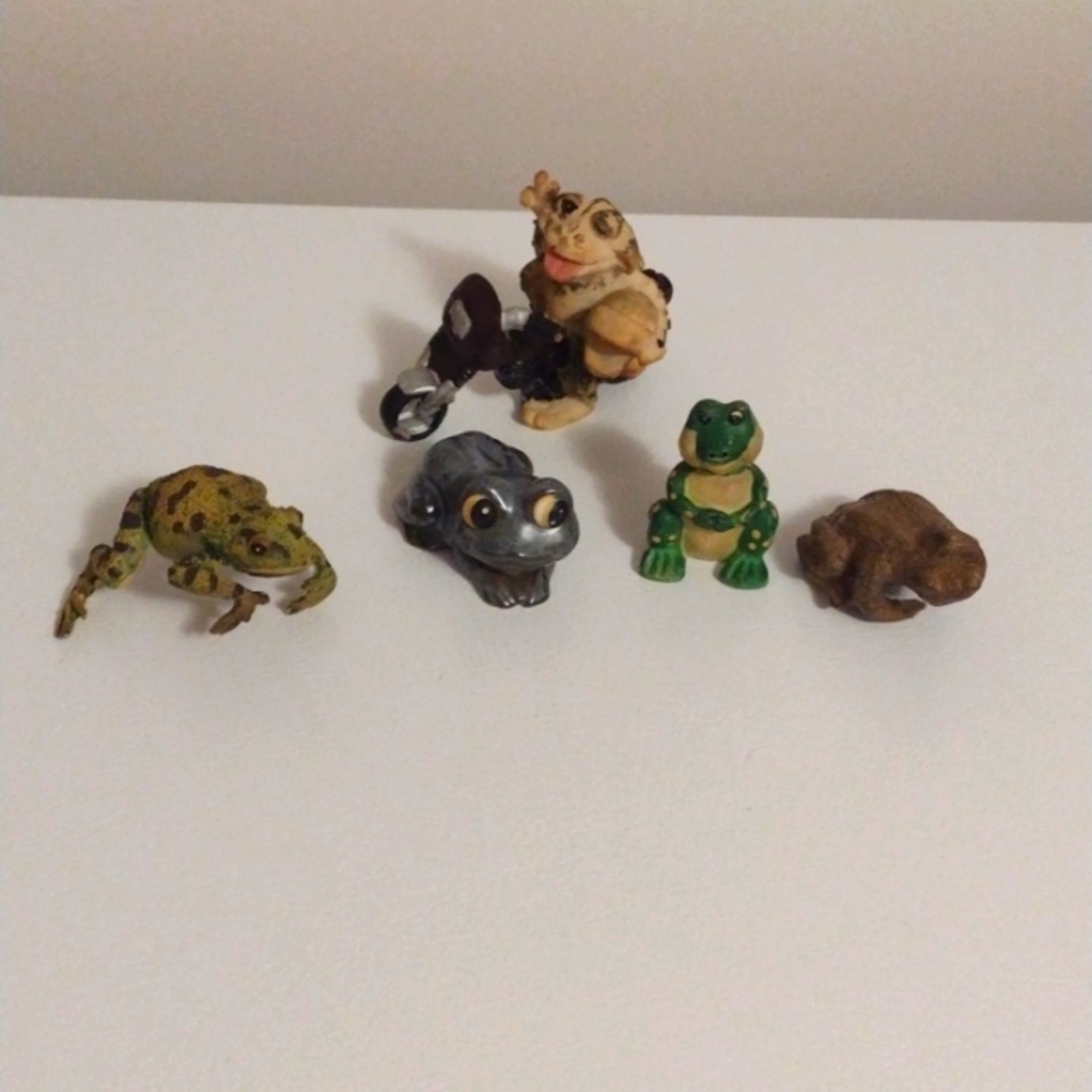 Frog collection set of 5 please read description and look at all pictures VTG
